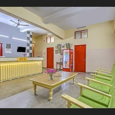 Ss Kkp Tourist Home Thiruvananthapuram Exterior foto